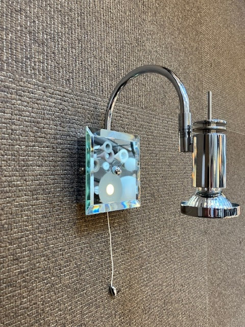 Franklite Chrome & Mirrored Glass Bathroom Wall Light - ID 6950 - CLEARANCE