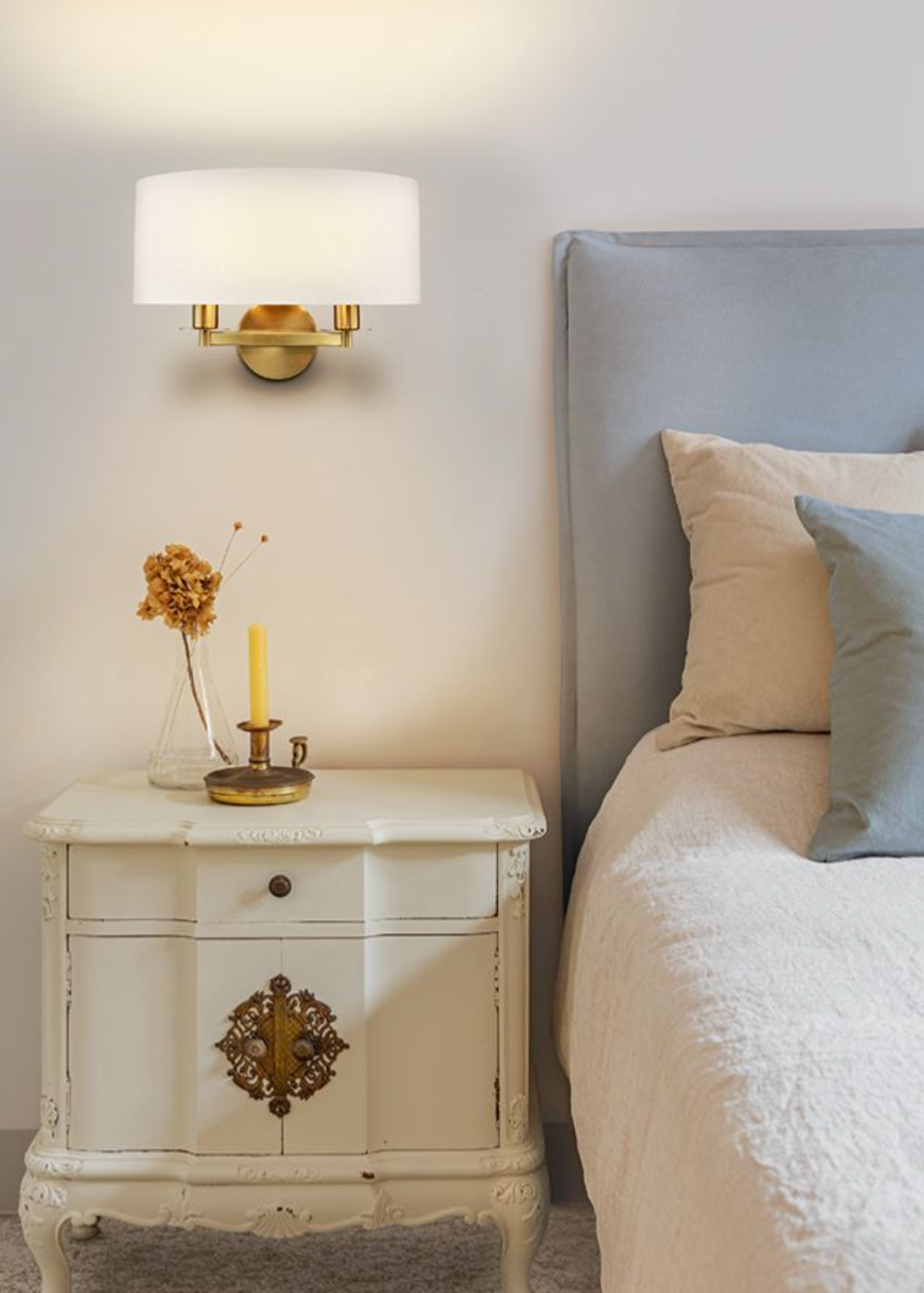 Aged Brass Wall Light, Cream/Gold Shade - ID 13143