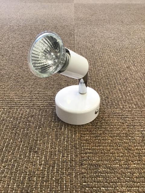 A Simple Single Spotlight - White Finish - ID 1914