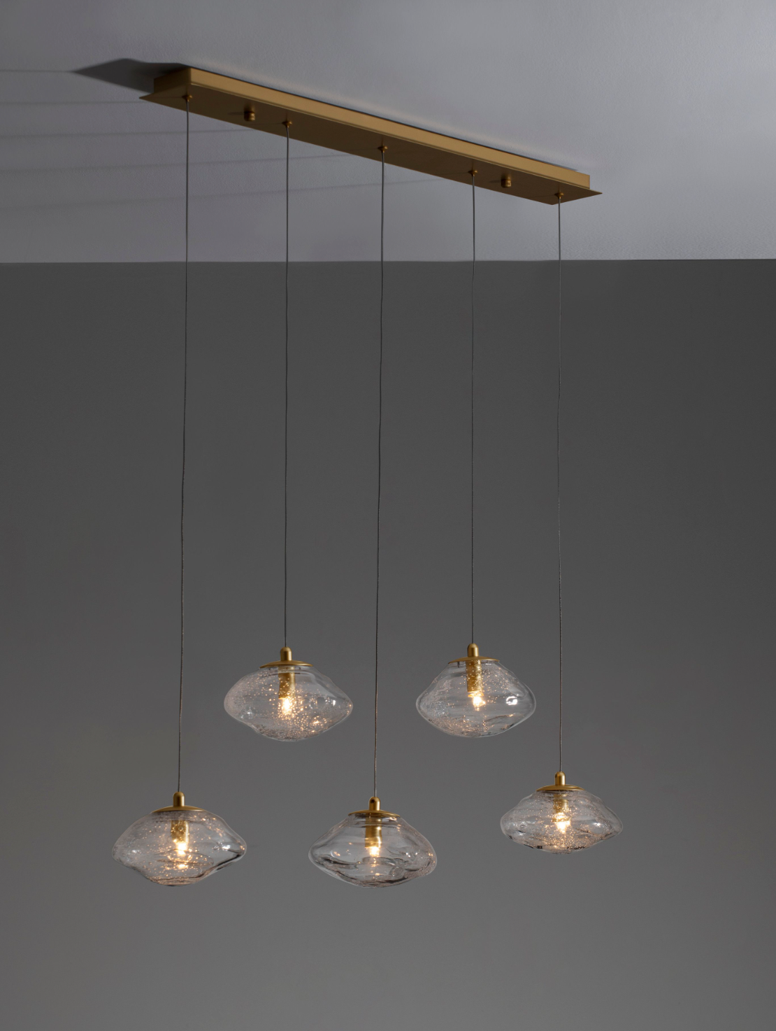 KIN 5lt Linear Pendant Brass Gold - ID 11945