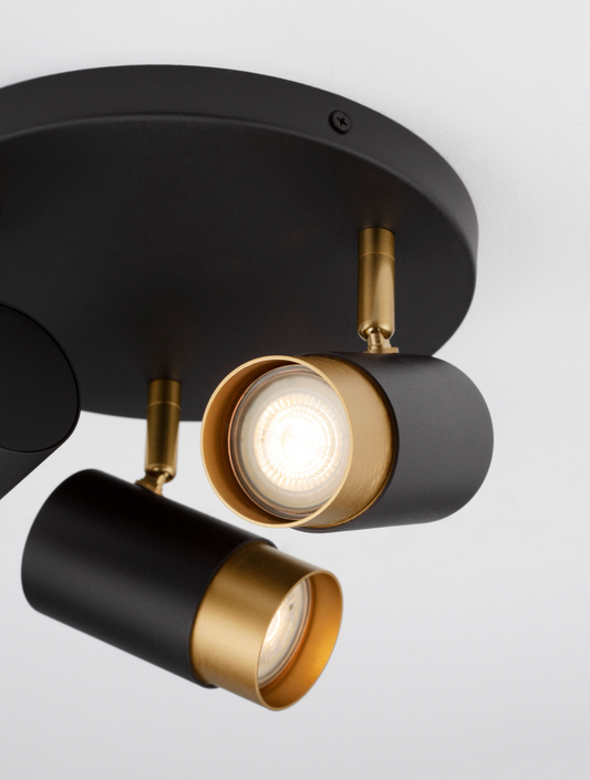 POG Triple Spotlight - ID 11907