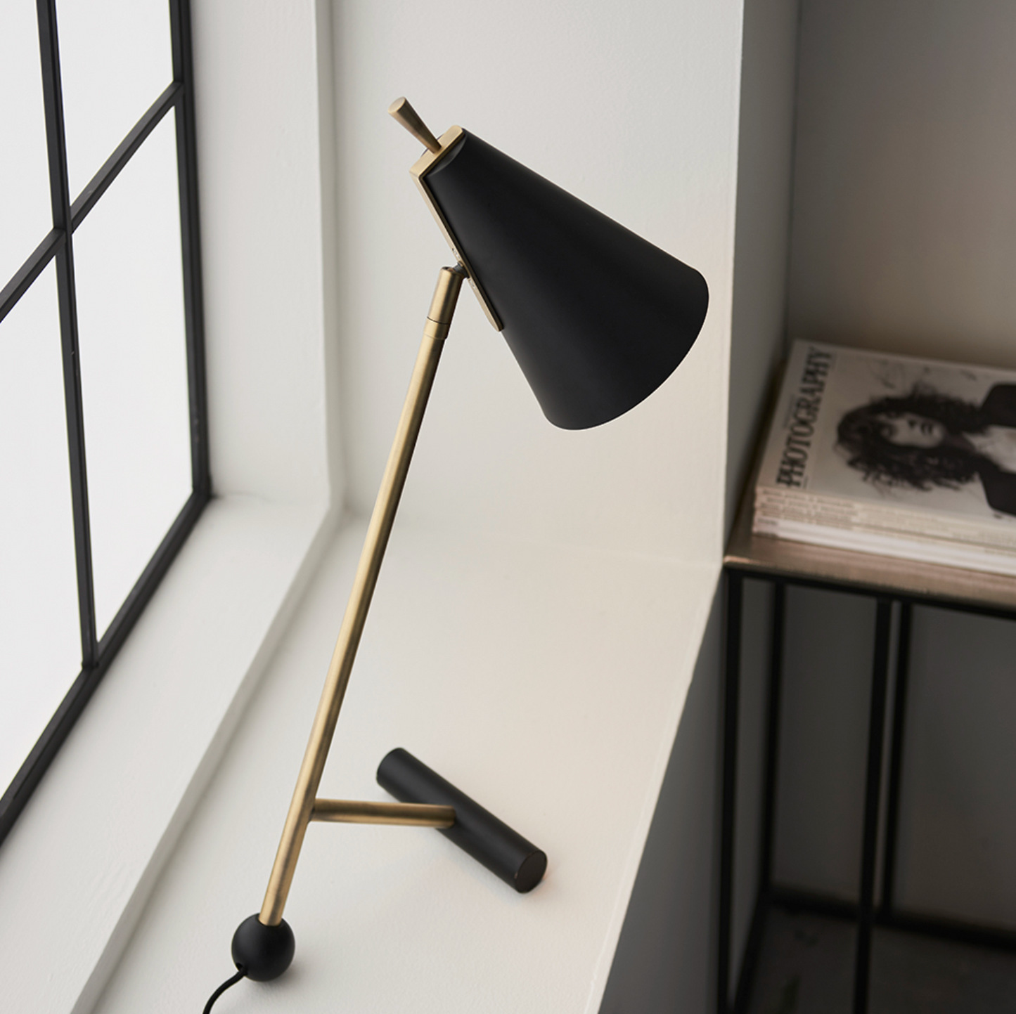 Cone Matt Black Black Desk Lamp - ID 11380