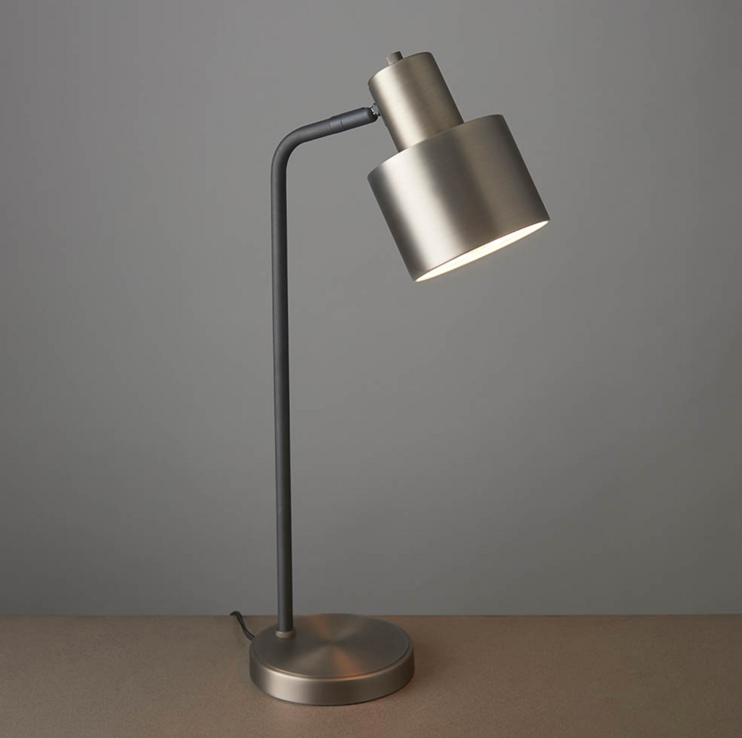Brushed Silver & Matt Black Table Lamp - ID 12143